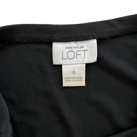 LOFT Skirt with Floral Decor Size 8 - Picture 4 of 5